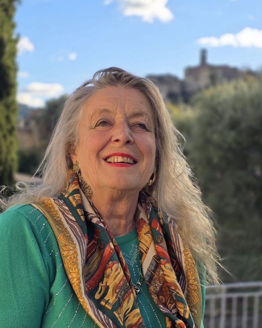 Monique Revel profile